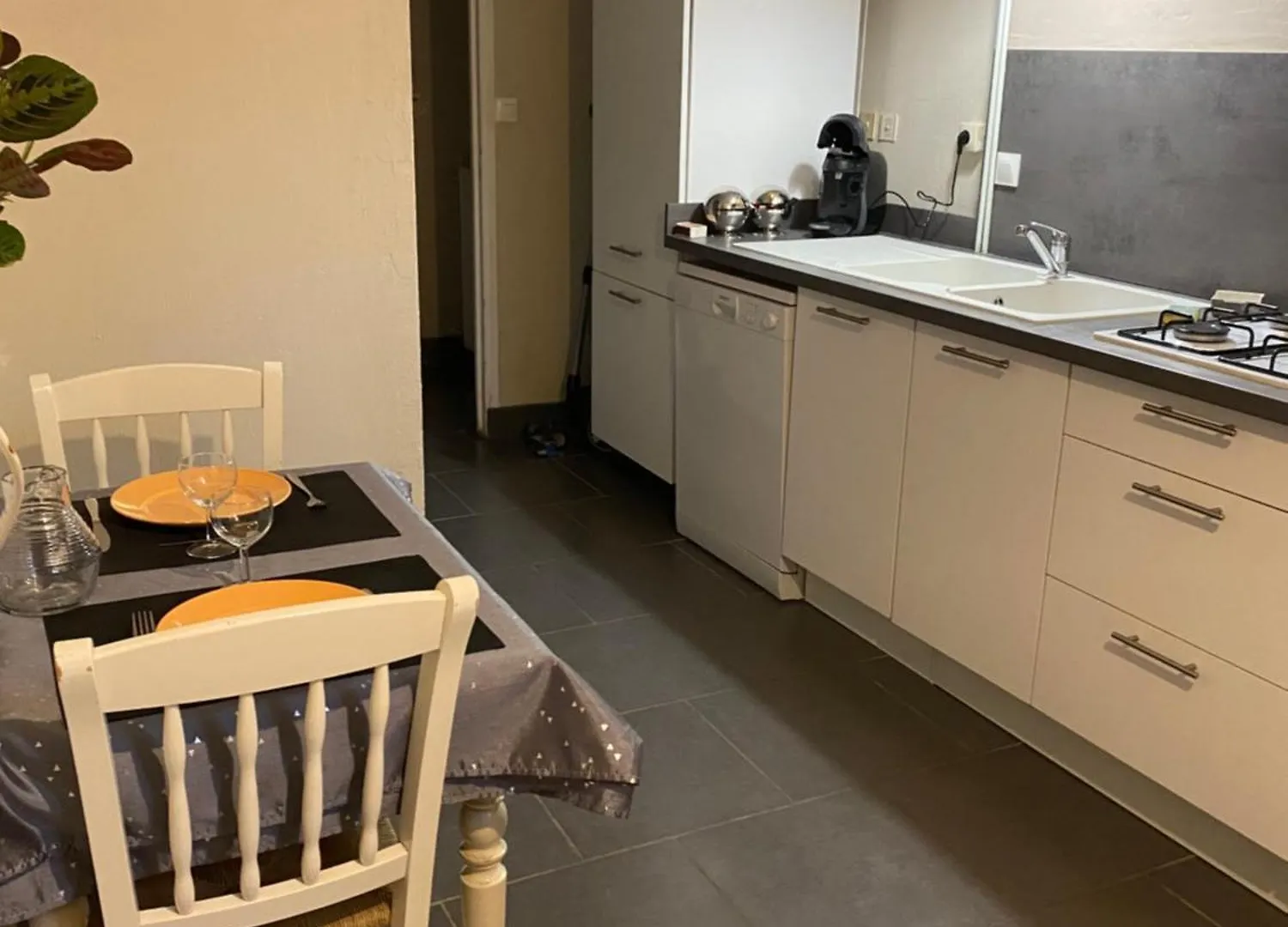 La Rencontre Apartment Ars-sur-Formans 0*,  France